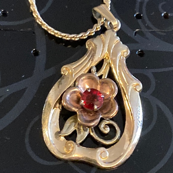 Vintage Iskin 10ktGF necklace with red stone - Picture 1 of 6